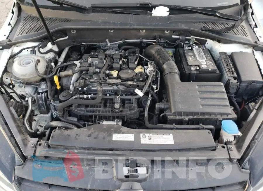 3VW217AUXKM500941 Photo# 12