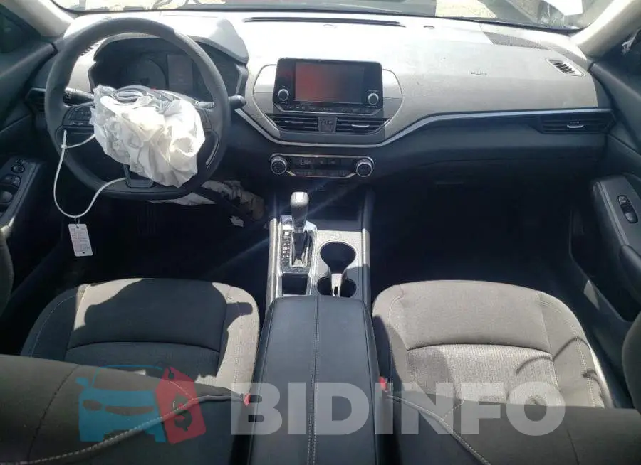 1N4BL4BV2PN311920 Photo# 8