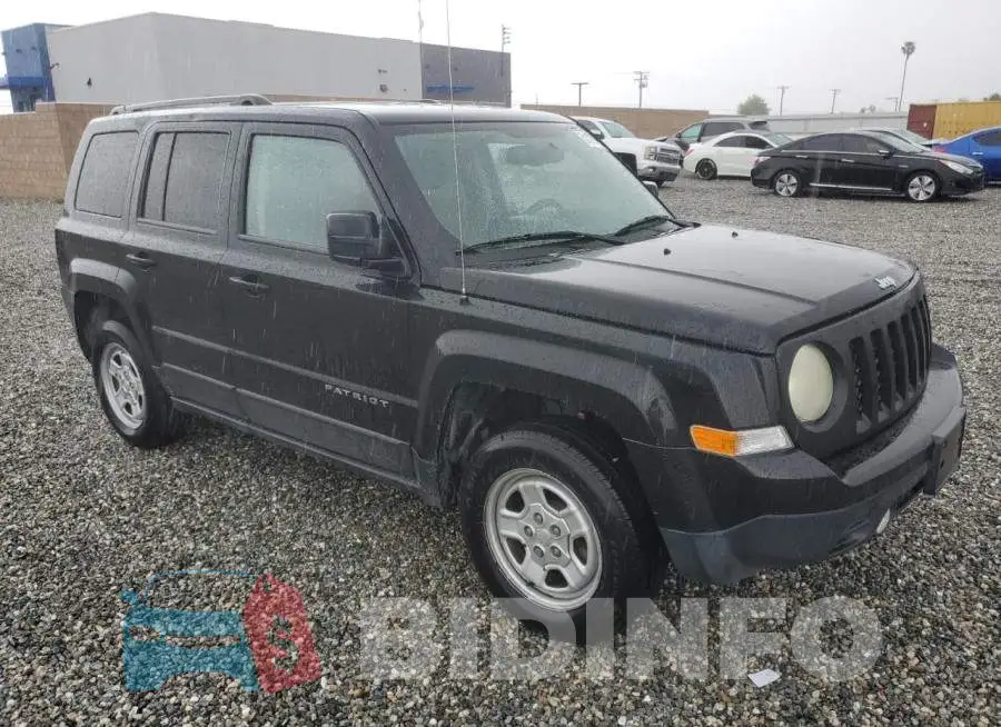 1C4NJPBB2ED692367 Photo# 4
