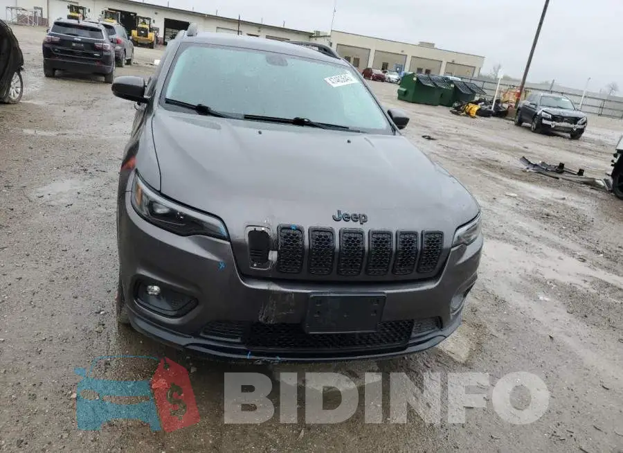 1C4PJLLB1KD338819 Photo# 5