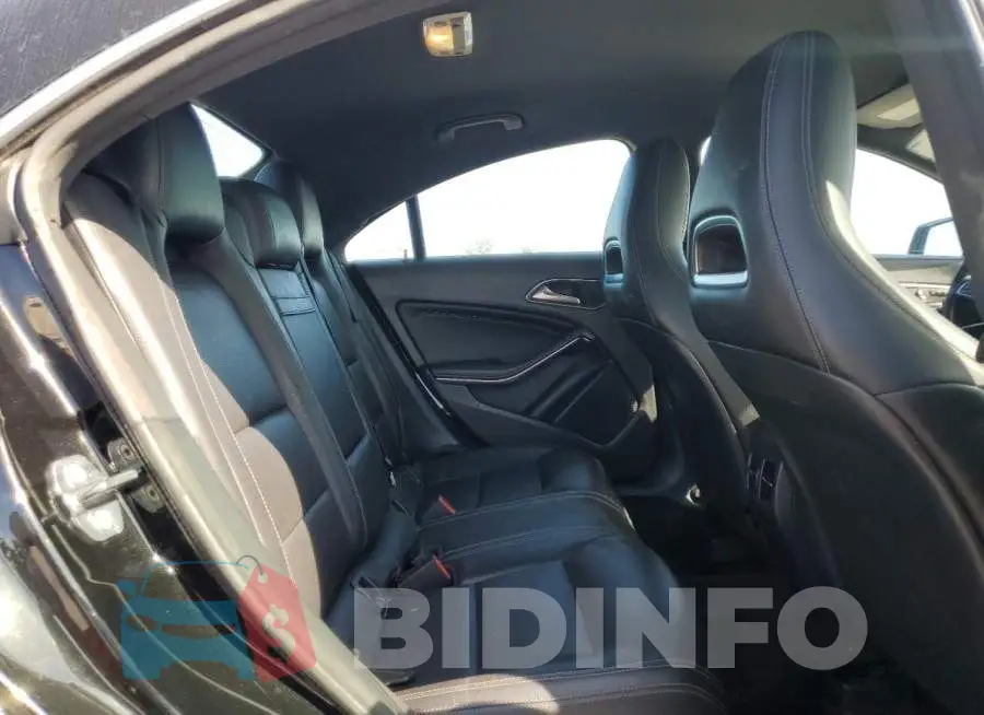 WDDSJ4EB6KN721829 Photo# 10
