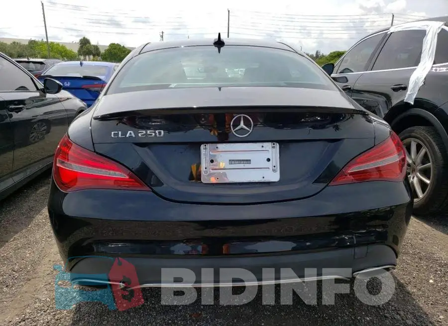 WDDSJ4EB9JN650821 Photo# 6