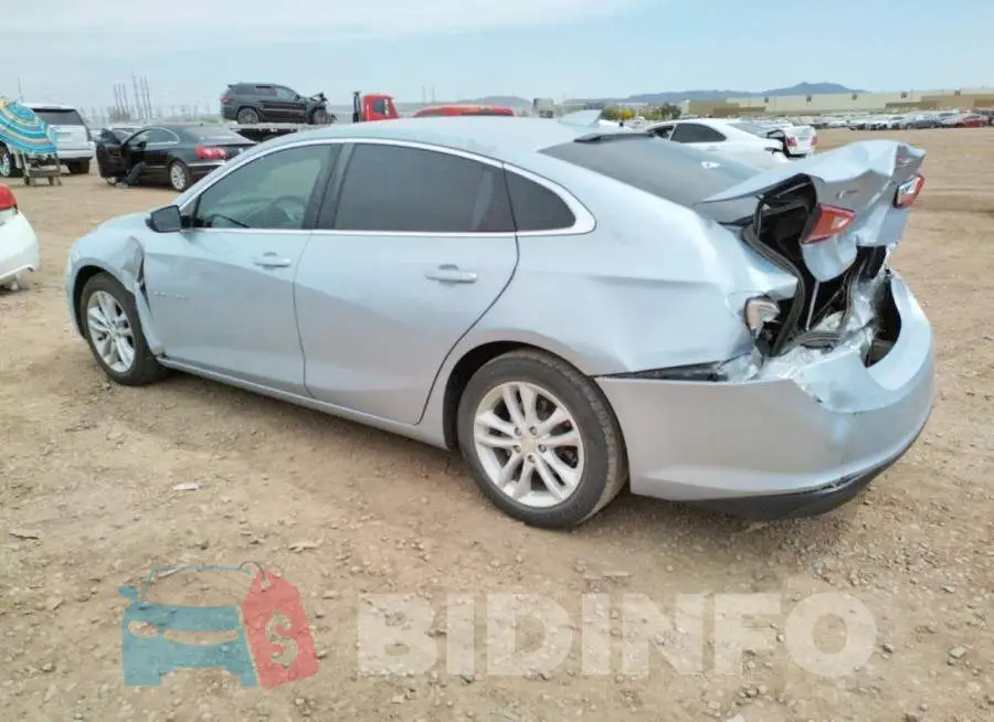 1G1ZD5ST4JF185113 Photo# 2