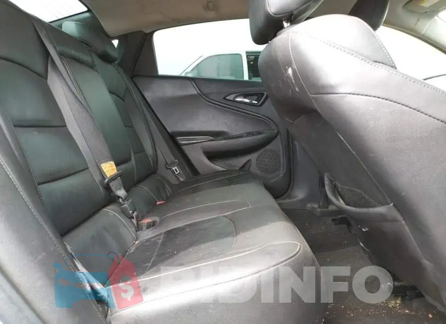 1G1ZD5ST4JF185113 Photo# 10