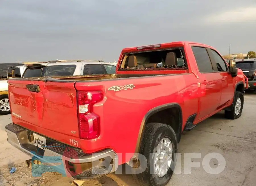 1GC1YNE70MF168188 Photo# 4