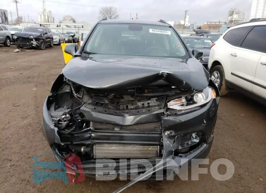 3GNCJLSB9HL228000 Photo# 5