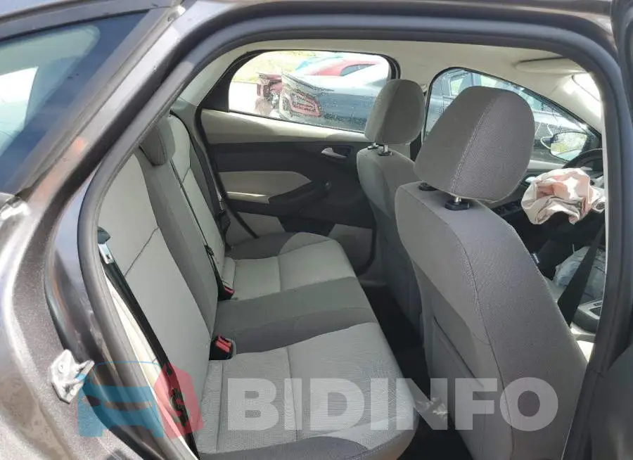1FADP3F21EL254190 Photo# 10