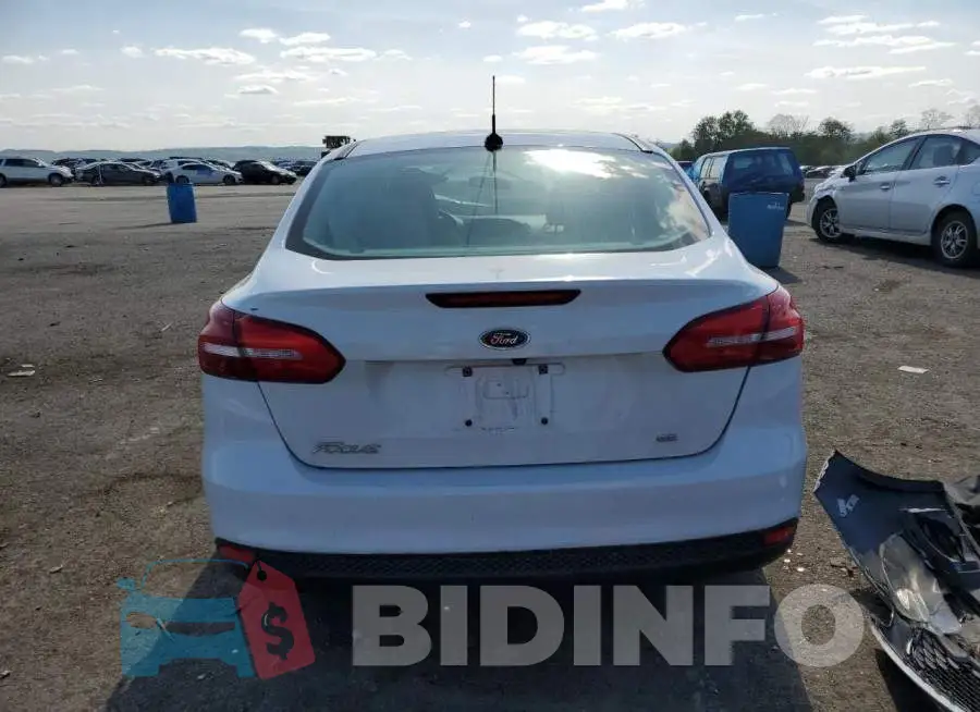 1FADP3F23FL285247 Photo# 6
