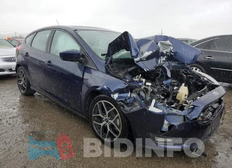 1FADP3M26HL290657 Photo# 4