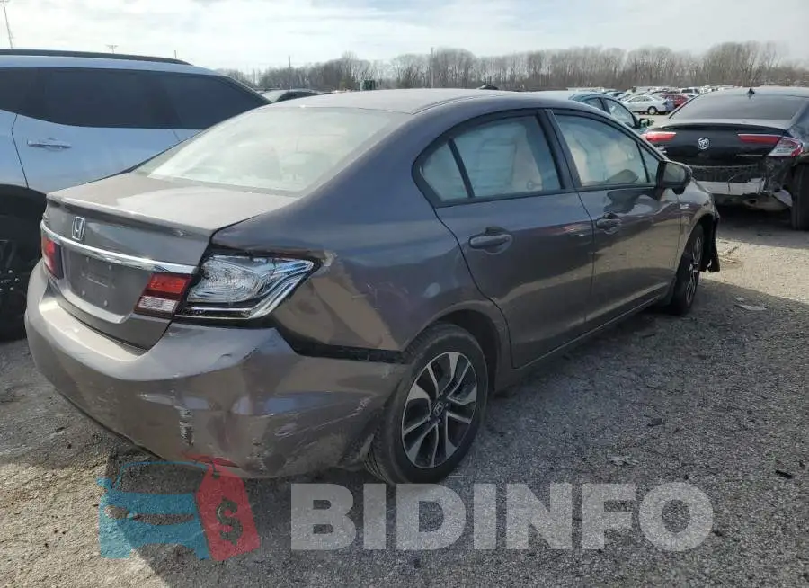 19XFB2F82FE002085 Photo# 3