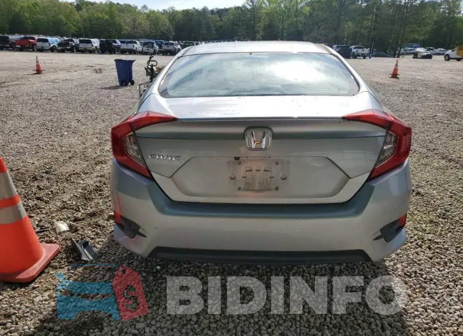 19XFC2F58GE228412 Photo# 6