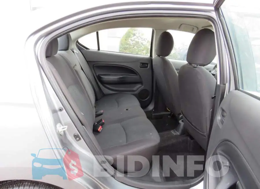 ML32F3FJ5KHF15496 Photo# 6