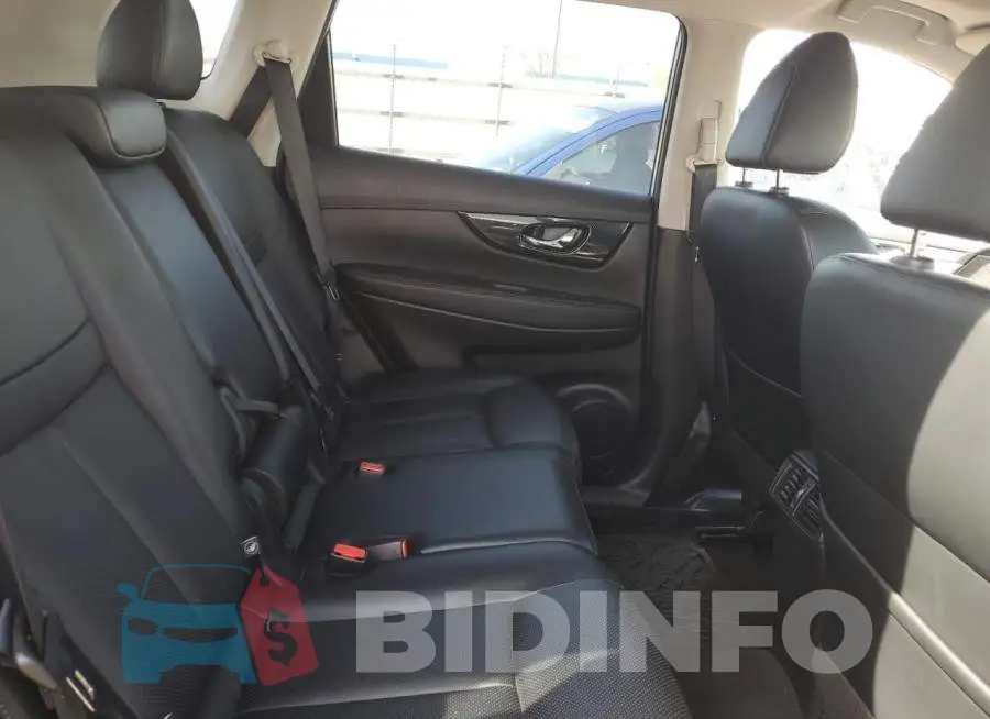 JN8AT2MV0HW019934 Photo# 11