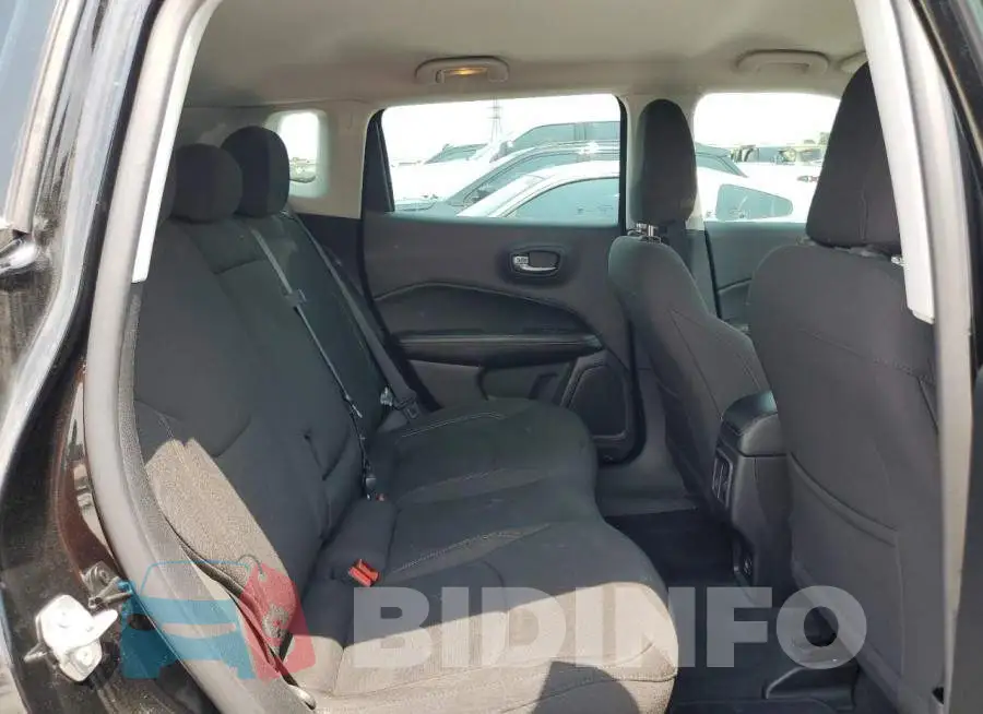 3C4NJDAB4LT240492 Photo# 11