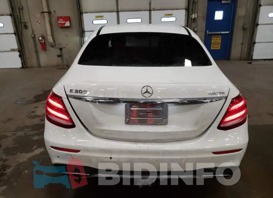 WDDZF4KB3HA018564 Photo# 6
