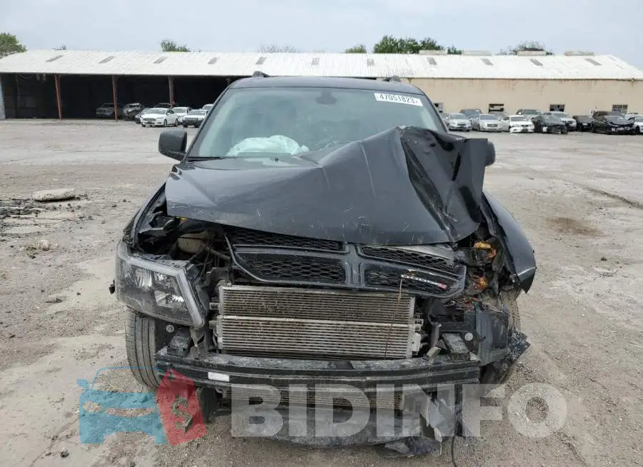 3C4PDCAB7LT259810 Photo# 5