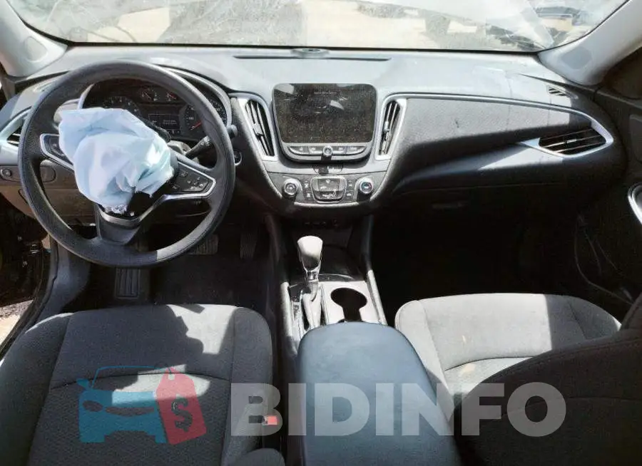 1G1ZB5ST5NF205428 Photo# 8