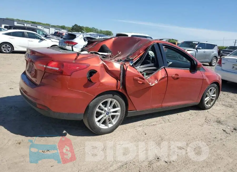 1FADP3F2XJL311917 Photo# 3