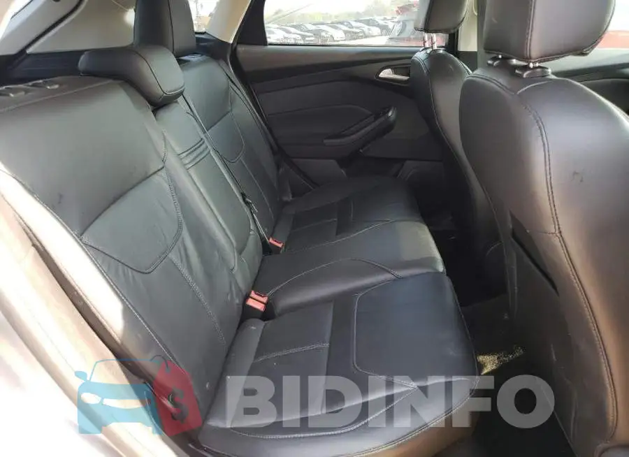 1FADP3K26GL385012 Photo# 10