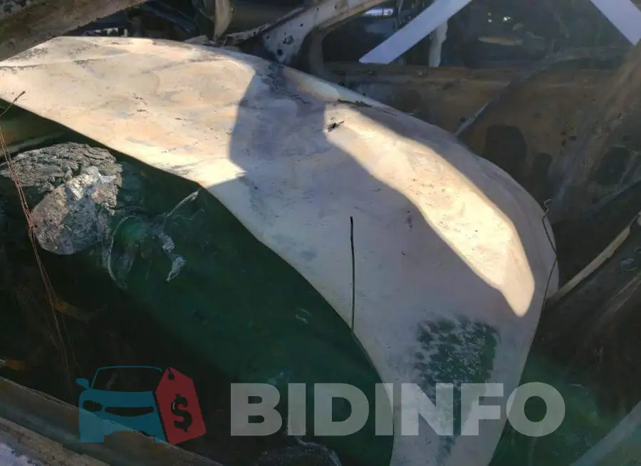 1G1BC5SM7H7280038 Photo# 7