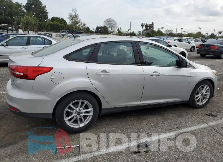 1FADP3F24HL245682 Photo# 3