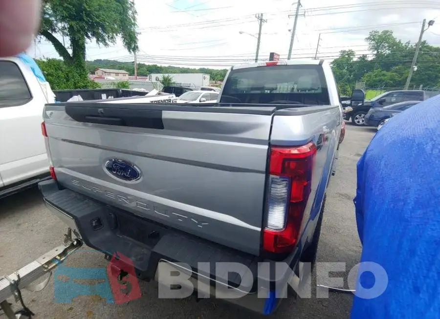 1FT7X2BTXKED47855 Photo# 4