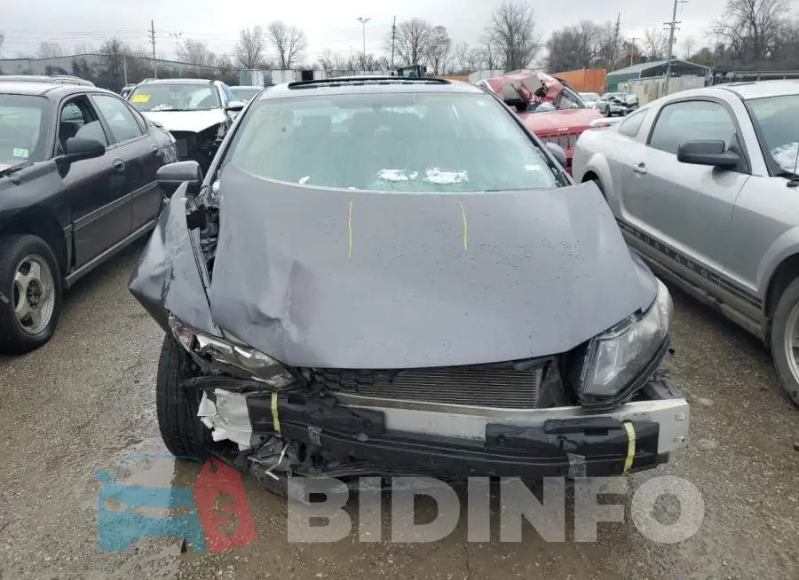 19XFB2F83EE022988 Photo# 5