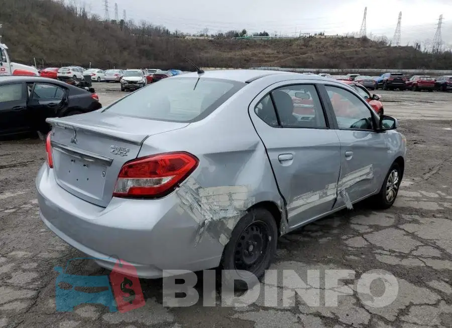 ML32F3FJXHHF06883 Photo# 3
