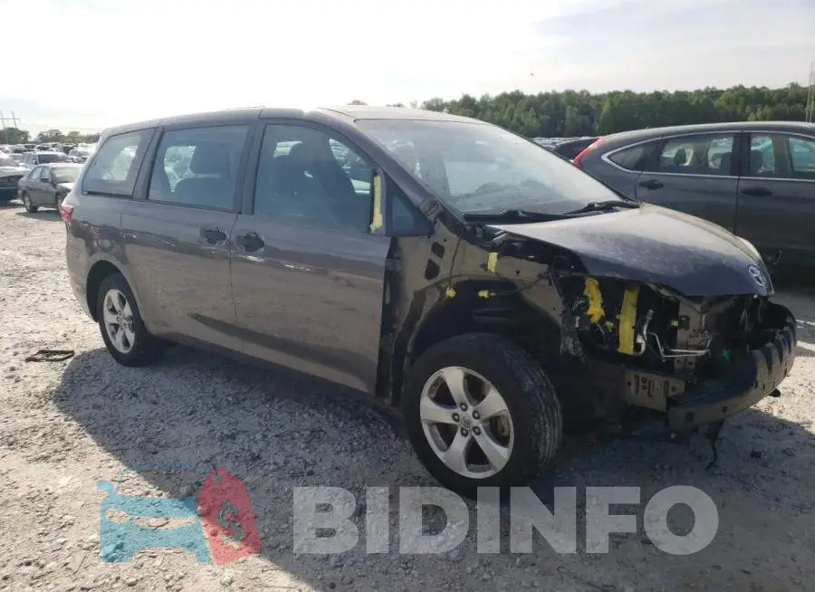 5TDZZ3DC4HS779284 Photo# 4
