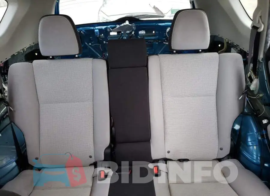 JTMWFREV1GJ089891 Photo# 10