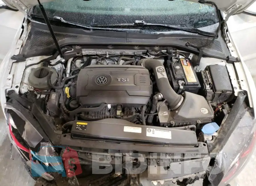 3VW4T7AUXFM009228 Photo# 11