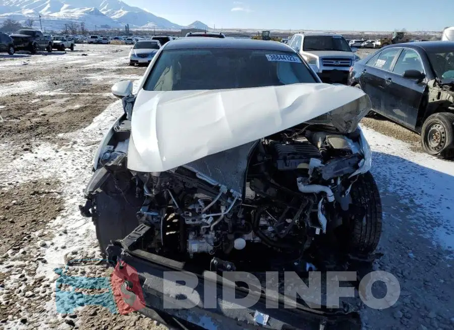 3VWC57BU7LM094366 Photo# 5