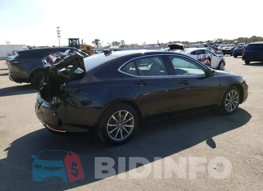 19UUB1F35KA009942 Photo# 3