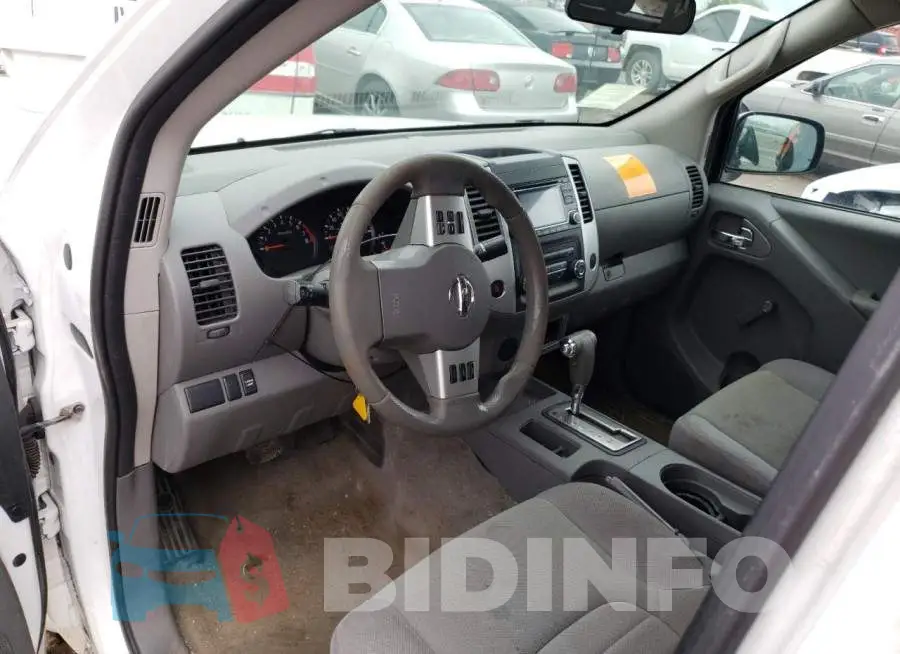 1N6BD0CT2JN758362 Photo# 8