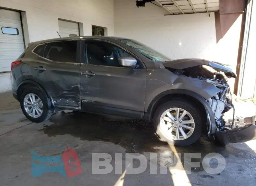JN1BJ1CP6HW032015 Photo# 4