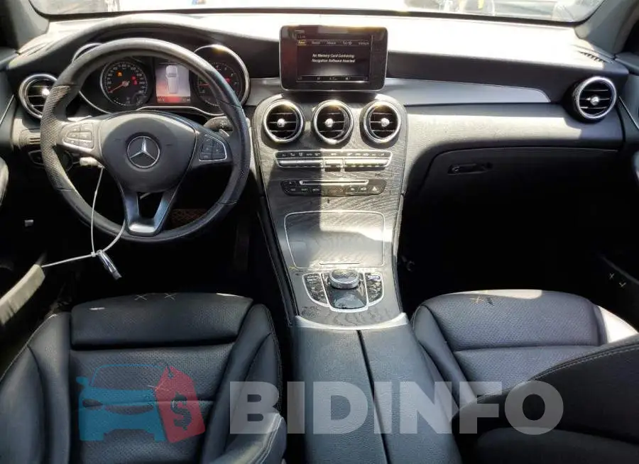 WDC0G4JB9KV158842 Photo# 8