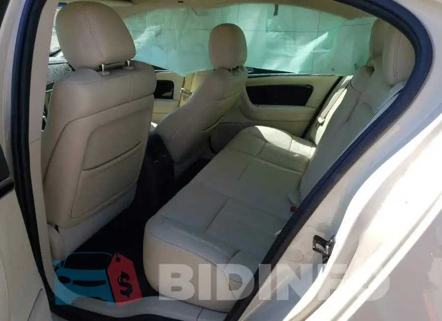 1LNHL9DK8EG604528 Photo# 10