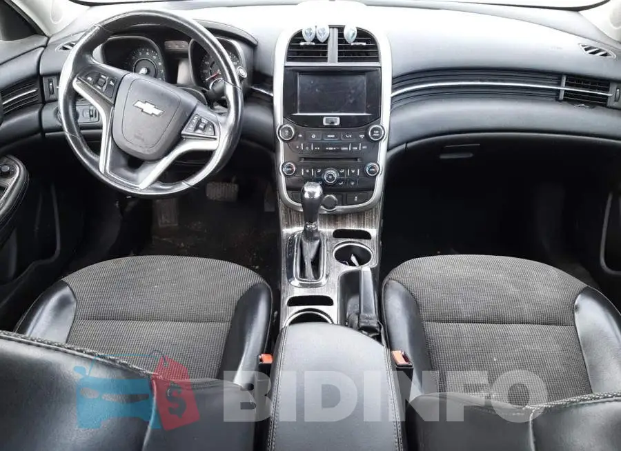 1G11E5SL2EF206573 Photo# 8