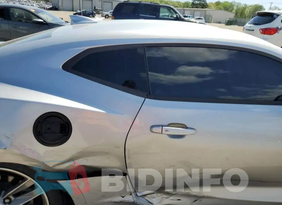 1G1FB1RX2H0183027 Photo# 10