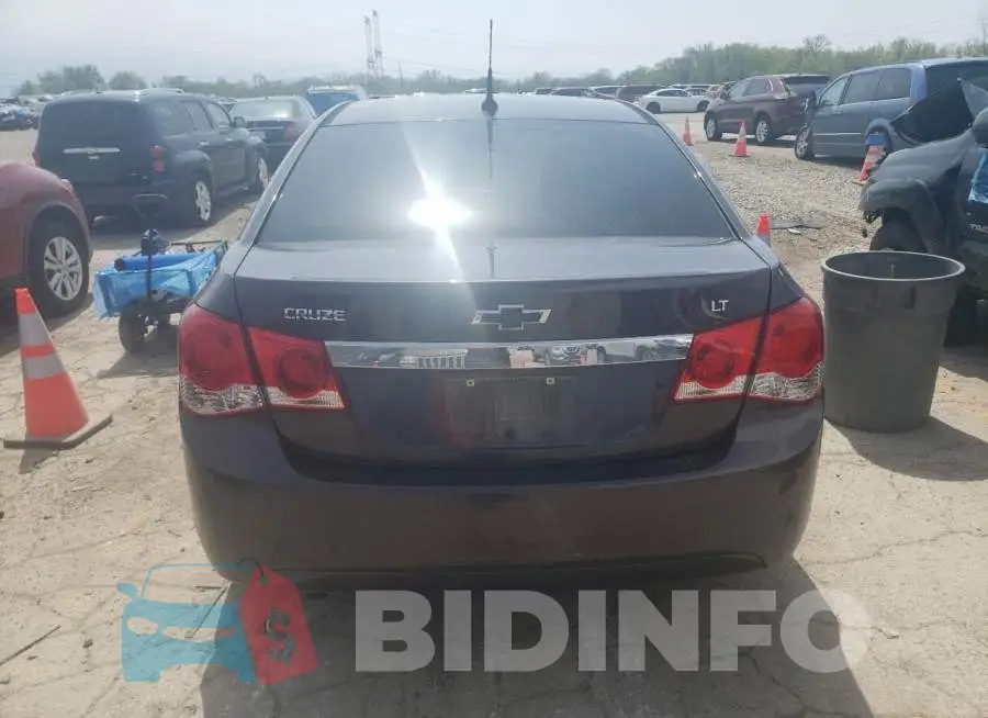 1G1PC5SB4E7477572 Photo# 6