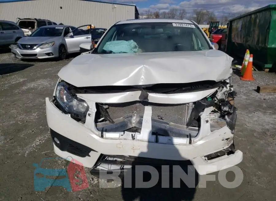 19XFC1F77HE028926 Photo# 5