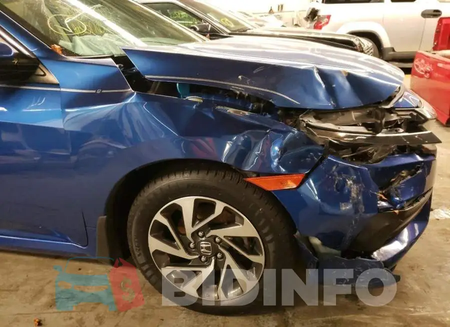 19XFC2F78HE040038 Photo# 9