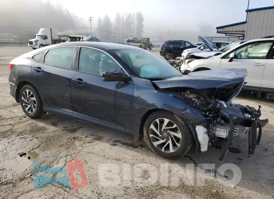 19XFC2F7XGE206137 Photo# 4