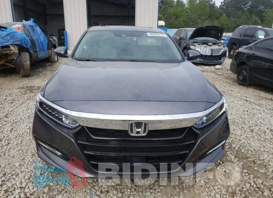 1HGCV3F57KA011241 Photo# 5