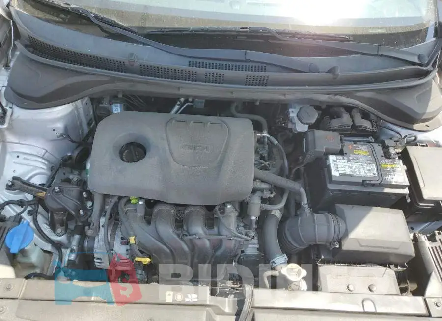 3KPC24A37JE016986 Photo# 11