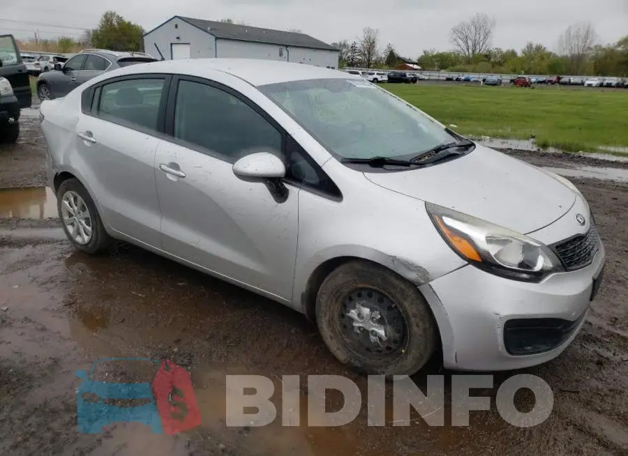 KNADM4A33F6428363 Photo# 4