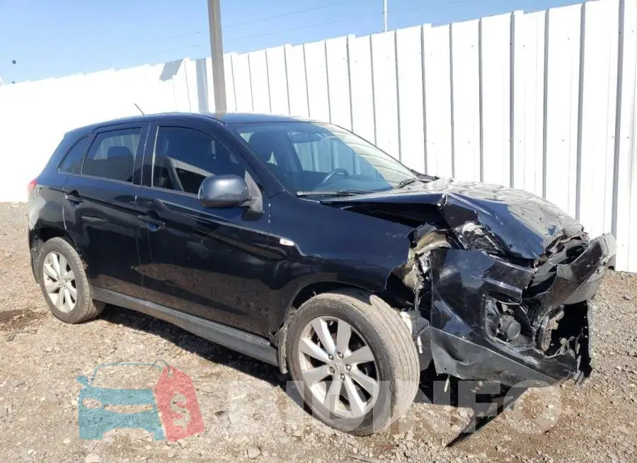 4A4AR3AW3FE029687 Photo# 4