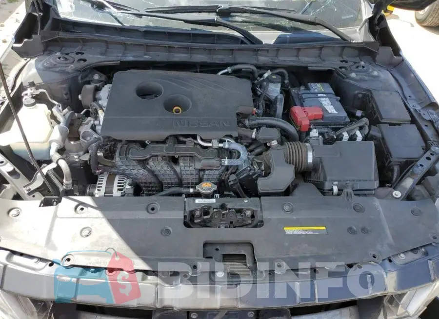 1N4BL4CV1KC146977 Photo# 11