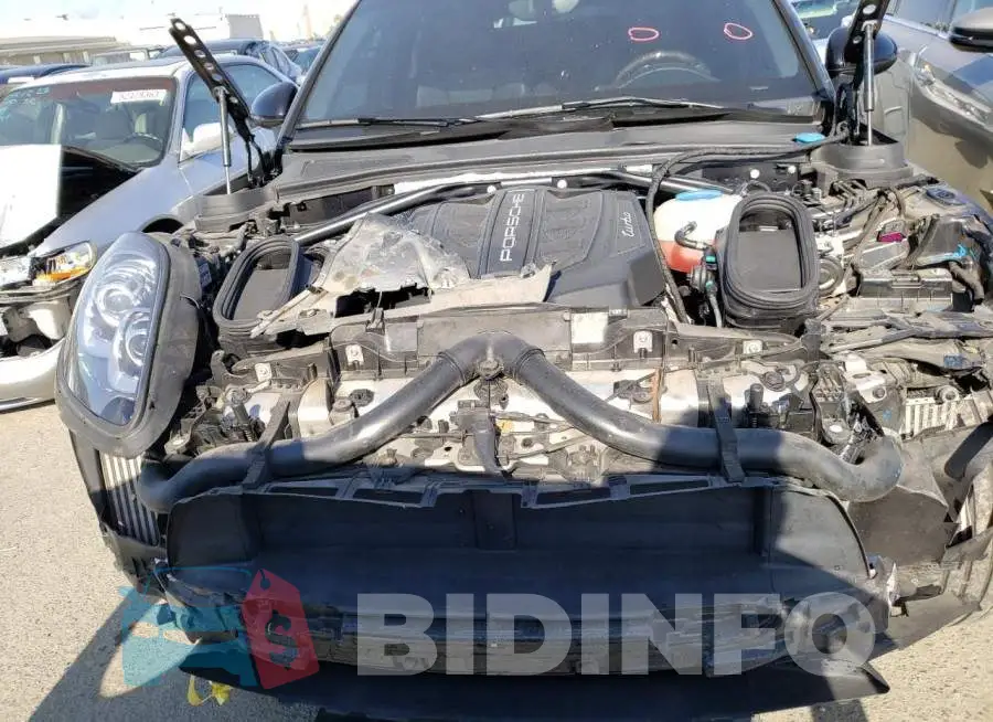WP1AF2A56FLB91809 Photo# 5