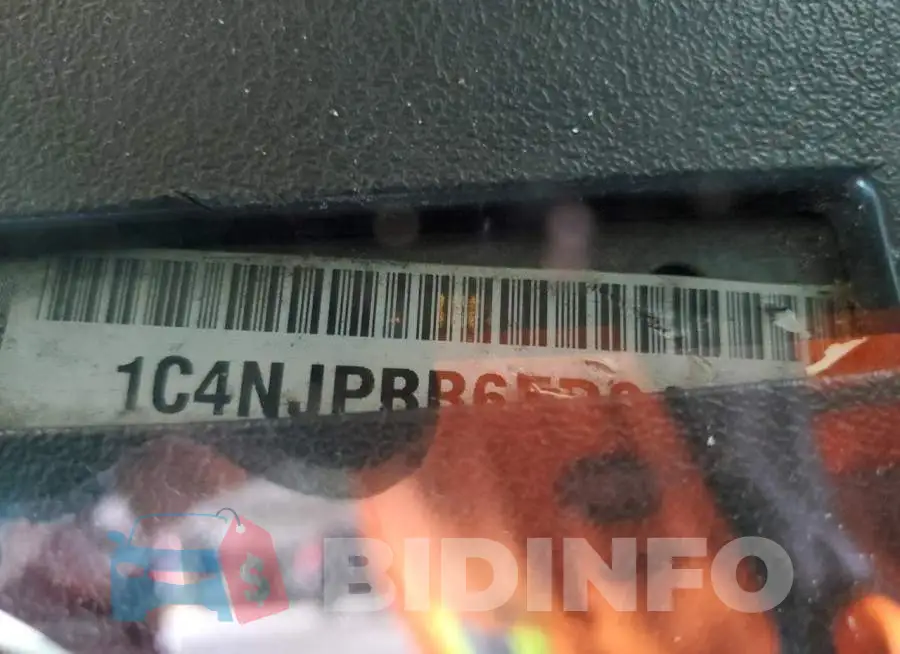 1C4NJPBB6ED843355 Photo# 13